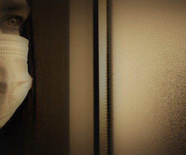 Koronavirüs Salgını Günlerinde Evde Kalan Psikolojilerimiz